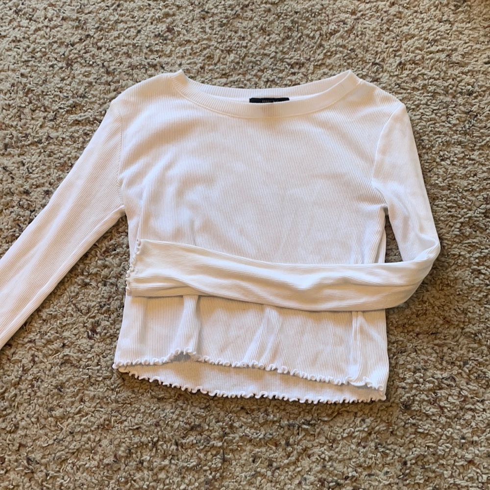 White cropped longsleeve